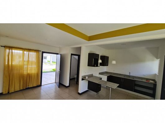 Alquiler de casa en condominio en Alajuela, 200 m2, ¢425.000=